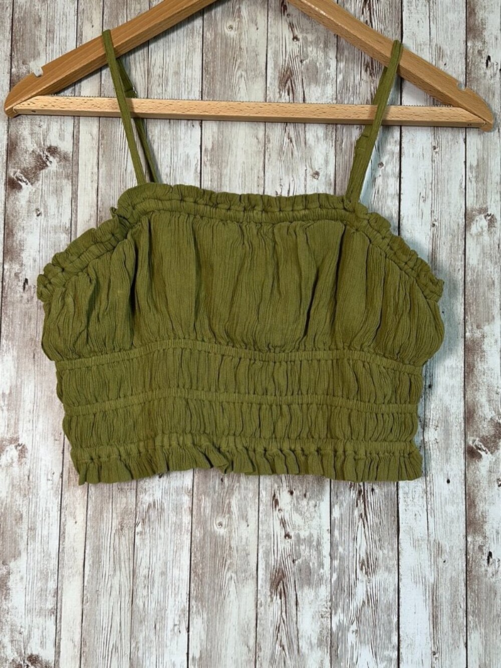 EUC Japna Women’s Olive Green Shirred Crop Top sz Medium Adjustable Straps Lined